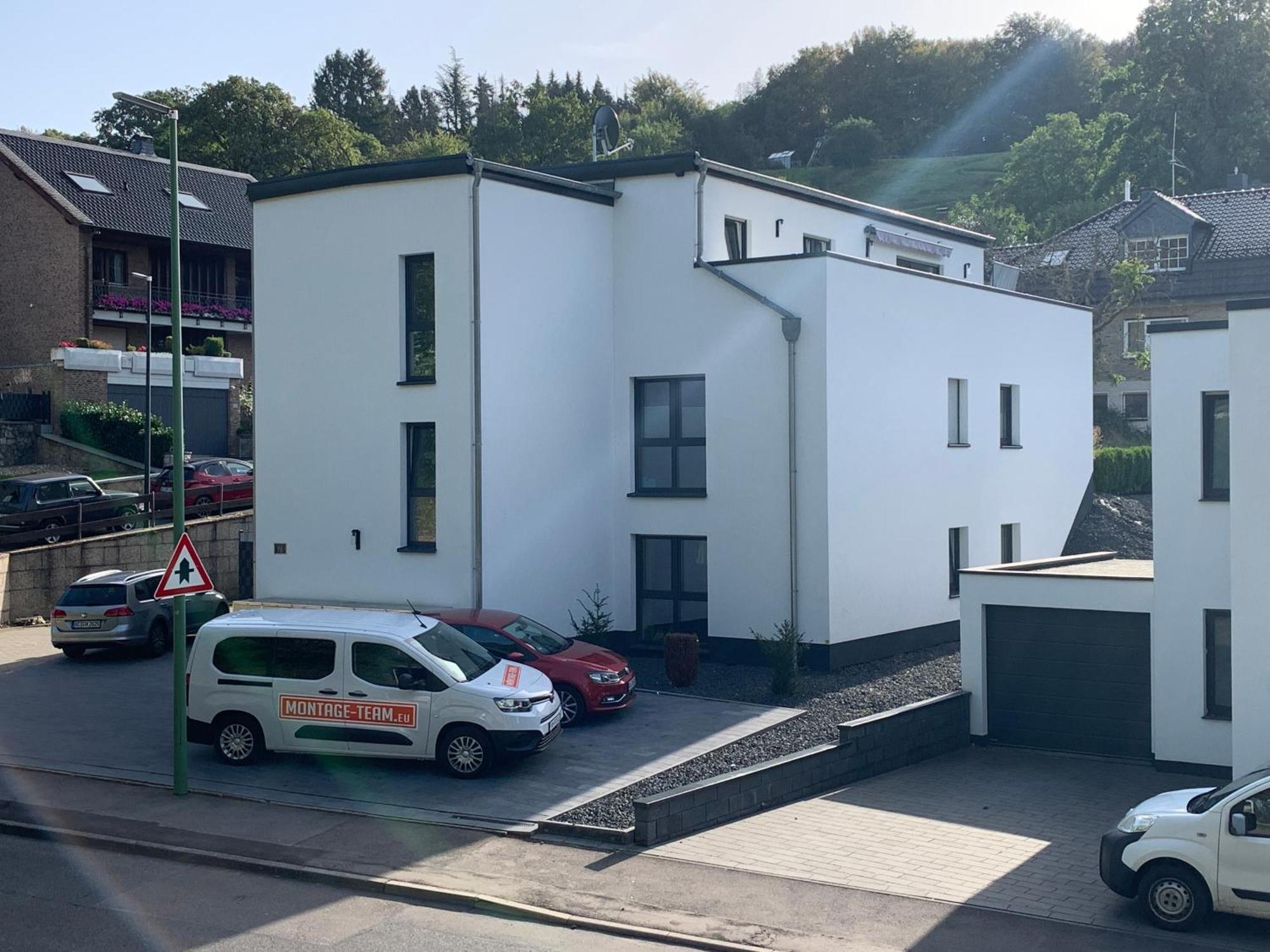 Grosse Moderne Ferienwohnung Auch Als Monteur Unterkunft Nutzbar, In Stolberg - Vicht Exterior foto